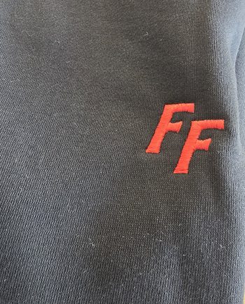 Collegetröja svart FF röd brodyr