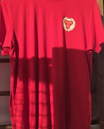 T-shirt röd originalemblem